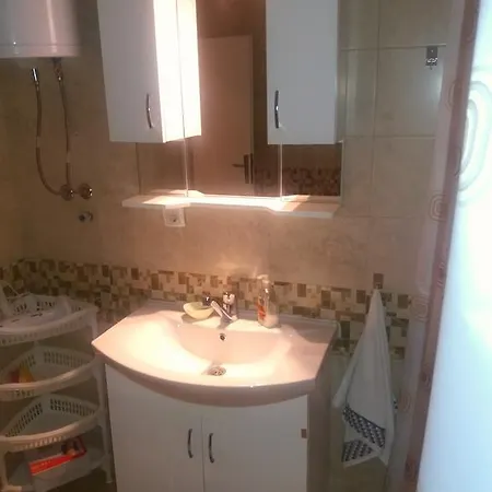 Melany Apartment *