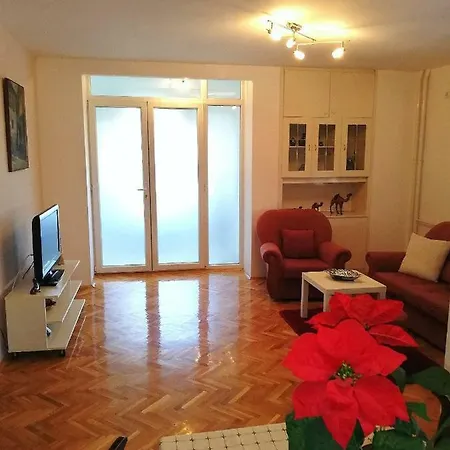 Melany Skopje